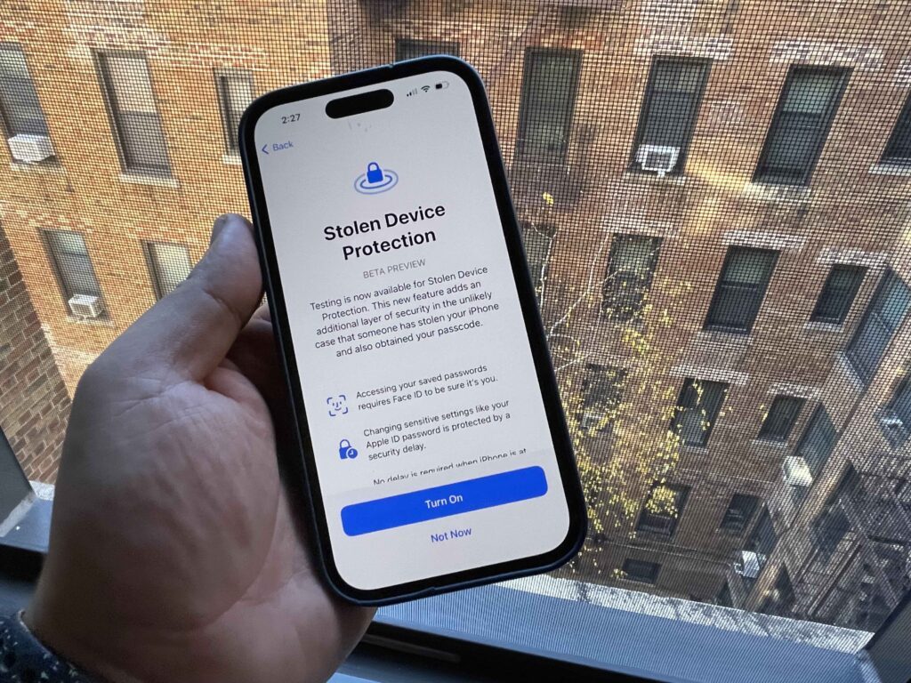 How to Protect Yourself from iPhone Thieves
