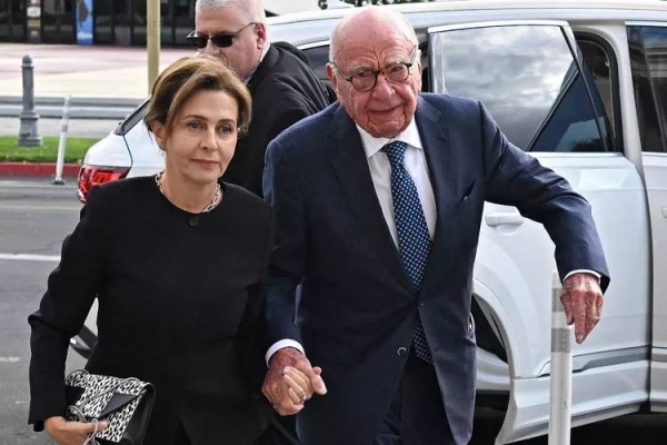 Murdoch Family Holds Its Breath as Future of Media Empire Hangs in the Balance