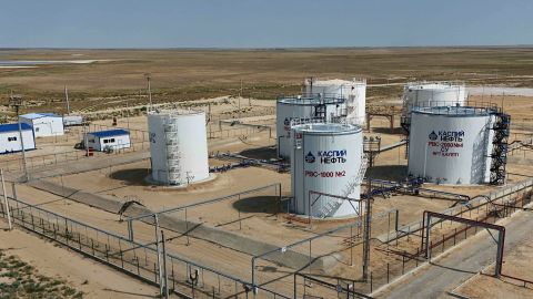 America Is Pumping So Much Oil That Gas Prices Could Drop Below $3 by Thanksgiving
