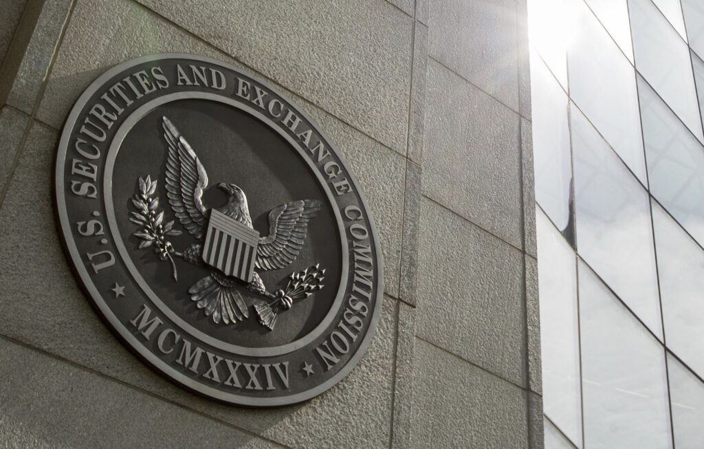 SEC Fines Six Major Credit Rating Agencies for Failure to Maintain Electronic Records