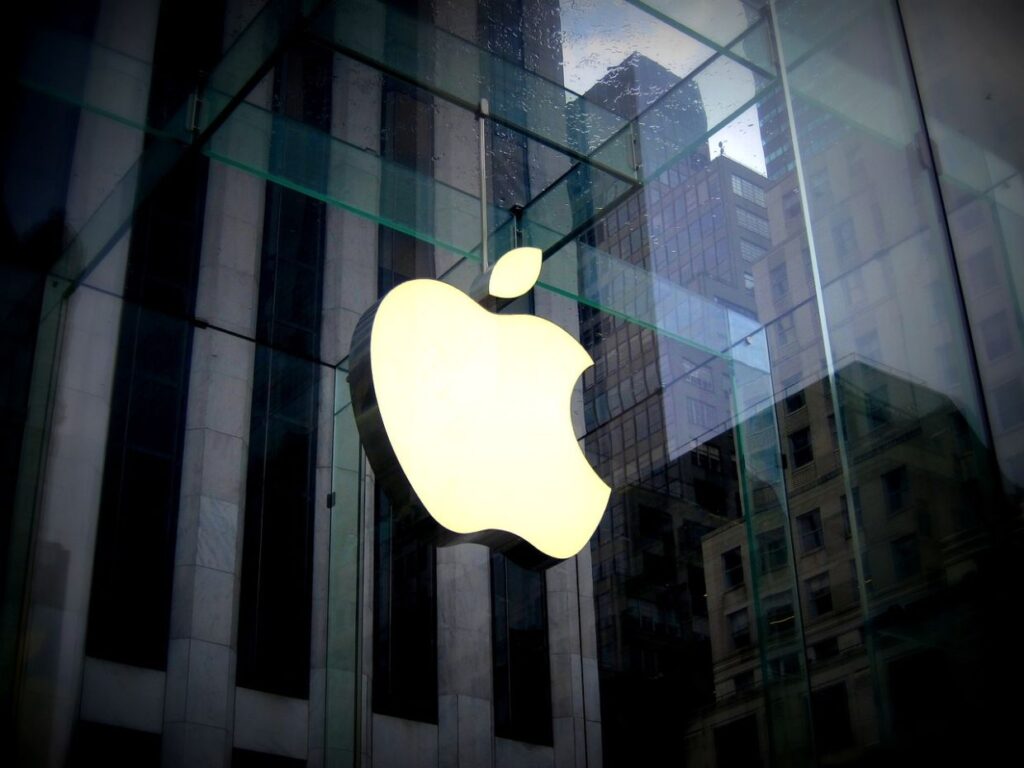 China Welcomes Apple’s Continued, Deeper Presence Amid Growing Economic Ties